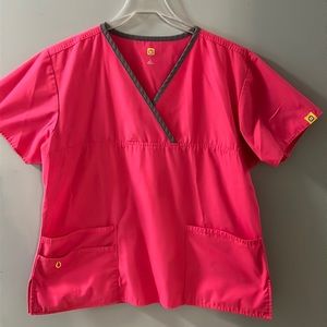 WonderWink scrub top